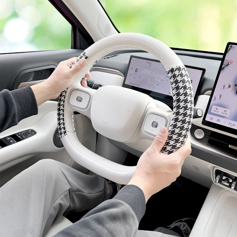 غطاء عجلة قيادة رفيع للغاية وم - مراجعة Steering Wheel Cover وسعره
